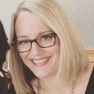 Meet your Posher, Lelania